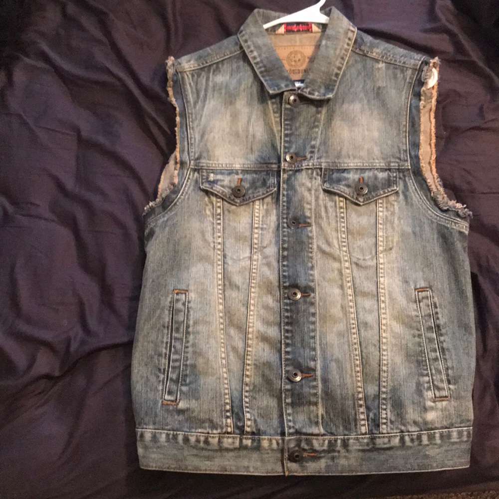 ECKO unlimited sleeveless blue jean jacket